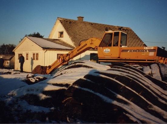 Februar 1994